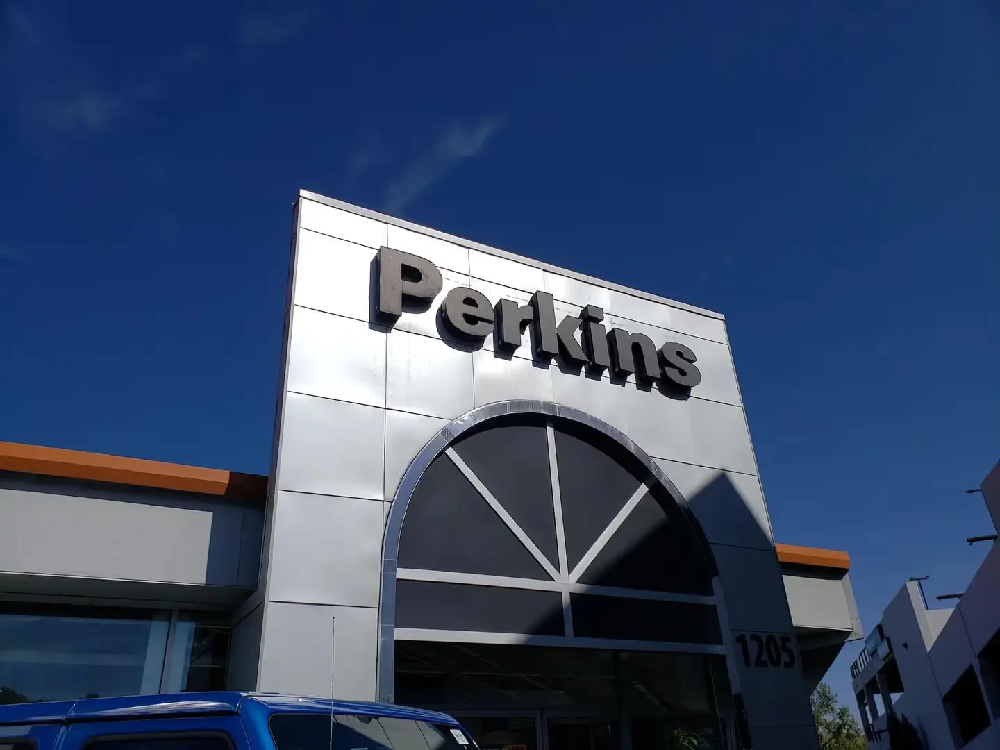 Front of dealership modern-day.
