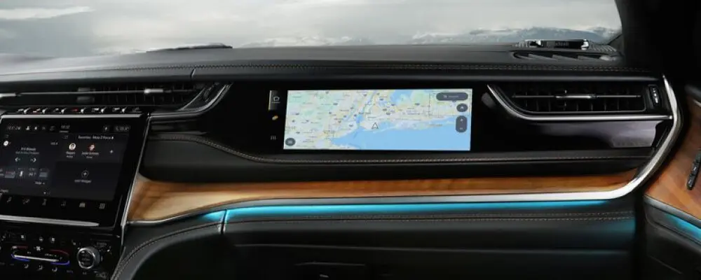 2022 Jeep Grand Cherokee L Interior.