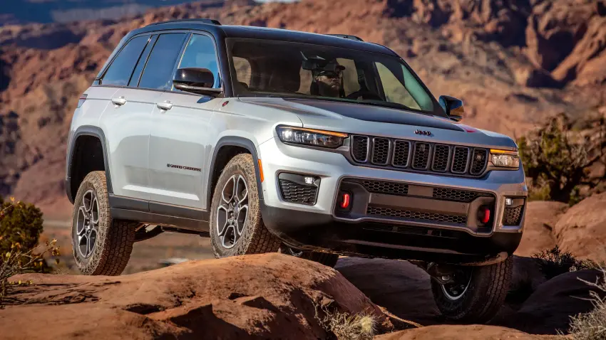2022 Jeep Grand Cherokee.